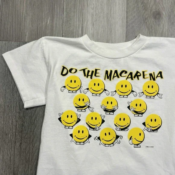 Vintage 90s Smiley Face Macarena Size XS Women's Funny Dancing Tshirt - Picture 2 of 5